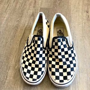 Vans slip on sneakers
